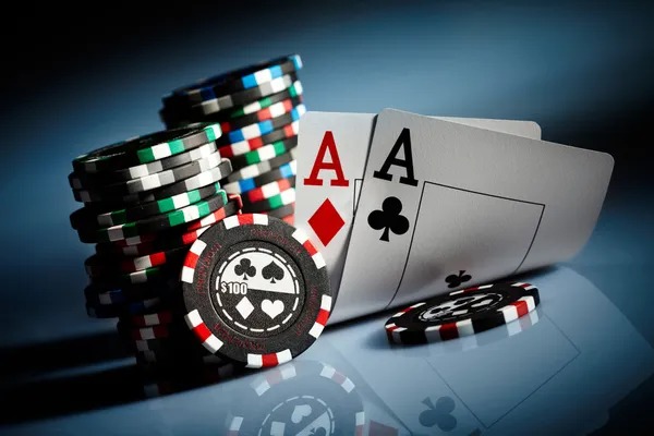 Multiple slot game tiles displayed on mpo7000 Free Play